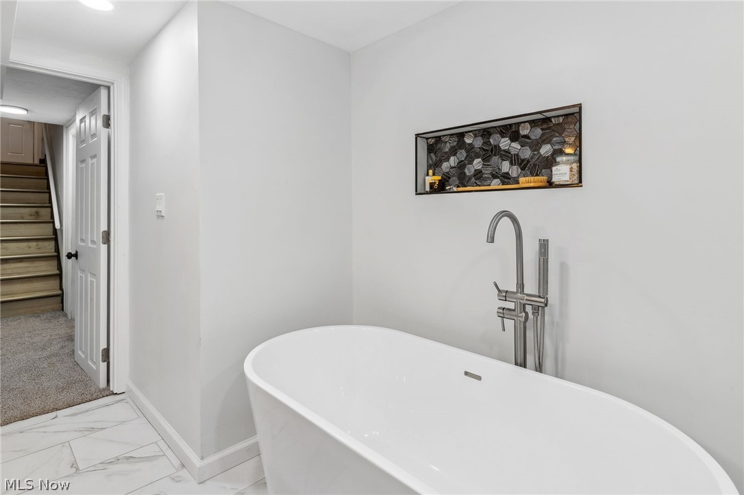 Lyndhurst Mdws Sub - Residential