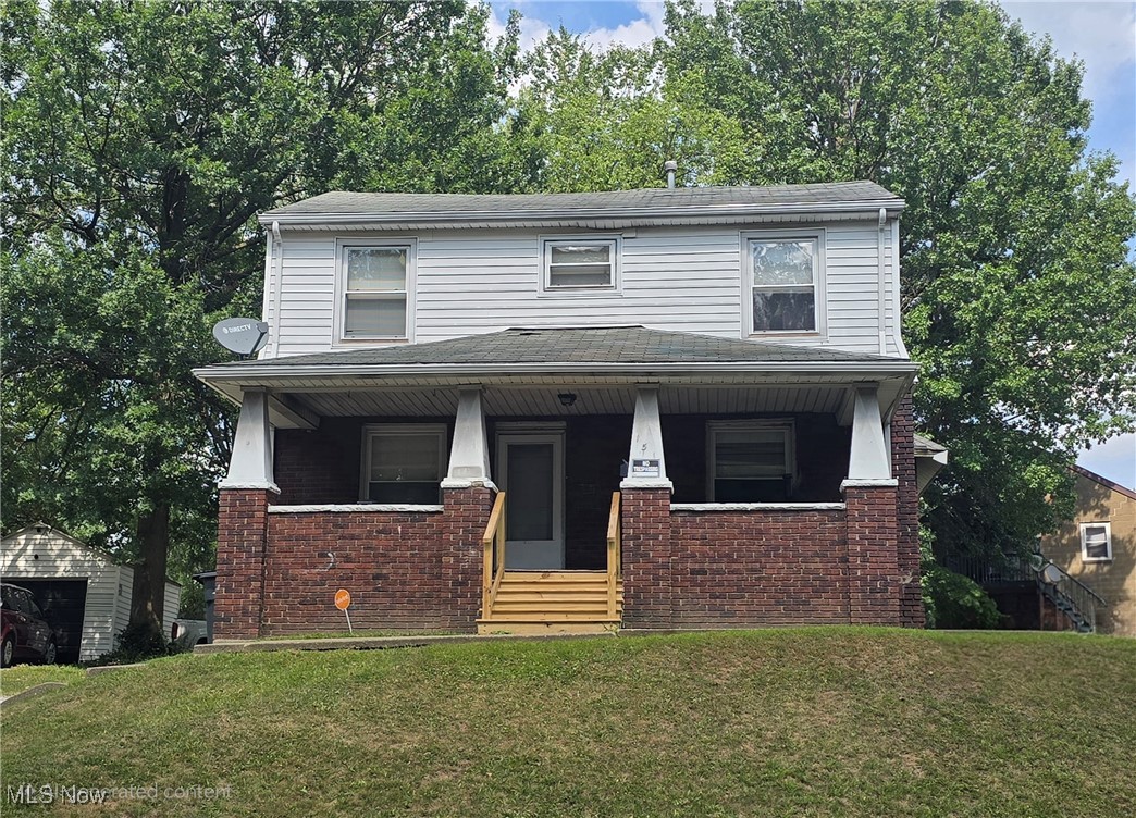 -High cash-flow turnkey triplex in prime Akron location—$2,750/month rental income from fully occupied, renovated units! Colonial-style 3-unit features modern kitchens, baths, windows, flooring, fixtures, and hot water tanks. Unit 1 (2BR/1BA) offers private basement with washer/dryer; Units 2 (1BR/1BA) and 3 (1BR/1BA) upstairs share low owner-paid electric (~$60/mo). Tenants pay gas; owner covers one electric meter, water, sewer, and trash. Long-term, month-to-month tenants, individual furnaces, maintained roof, dry basement, new gravel parking area (2024), and rebuilt front porch (2025). Minutes to freeway access, Goodyear Heights Metro Park, and downtown Akron’s shops, dining, and entertainment—an ideal, ready-to-go investment!