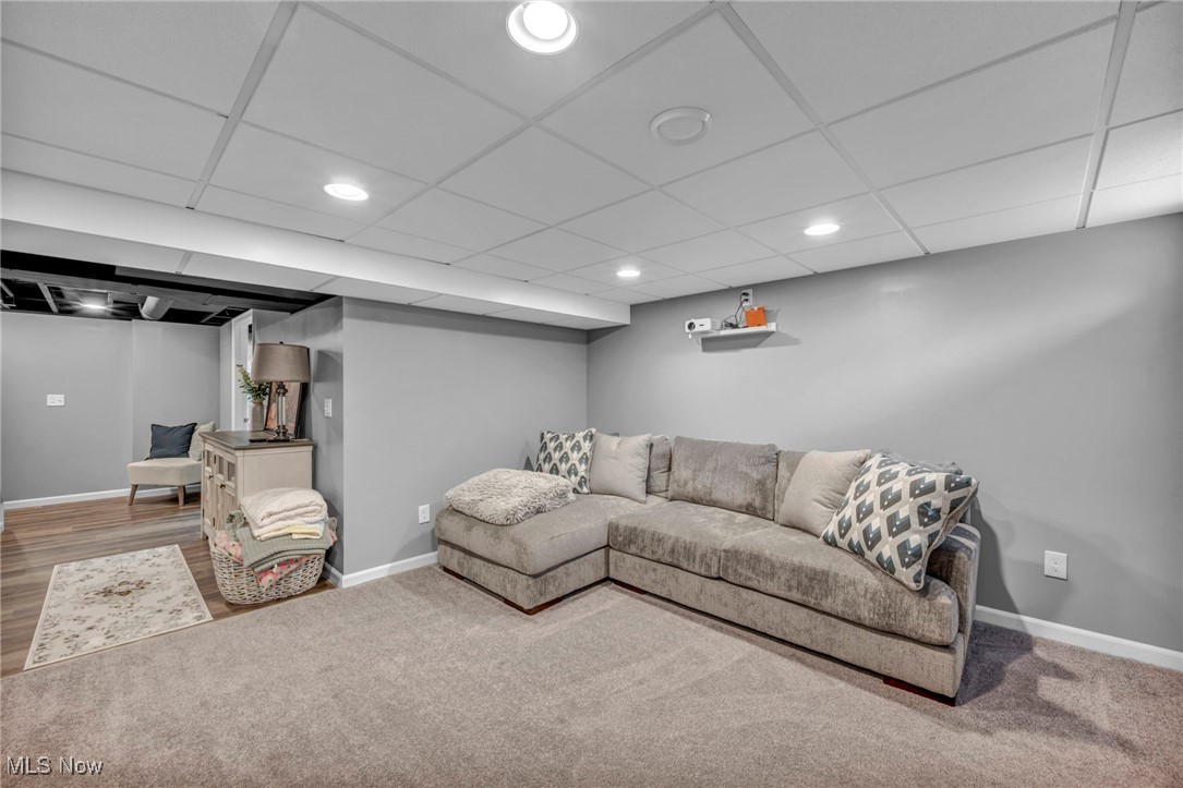 Pinebrook Vill - Residential