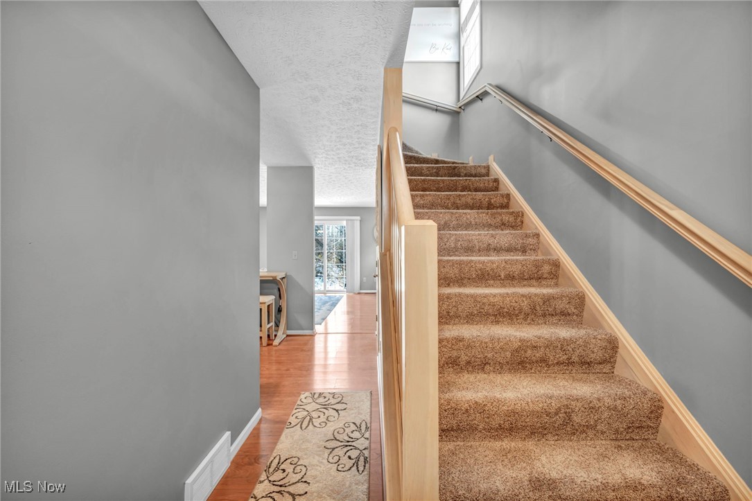 Pinebrook Vill - Residential