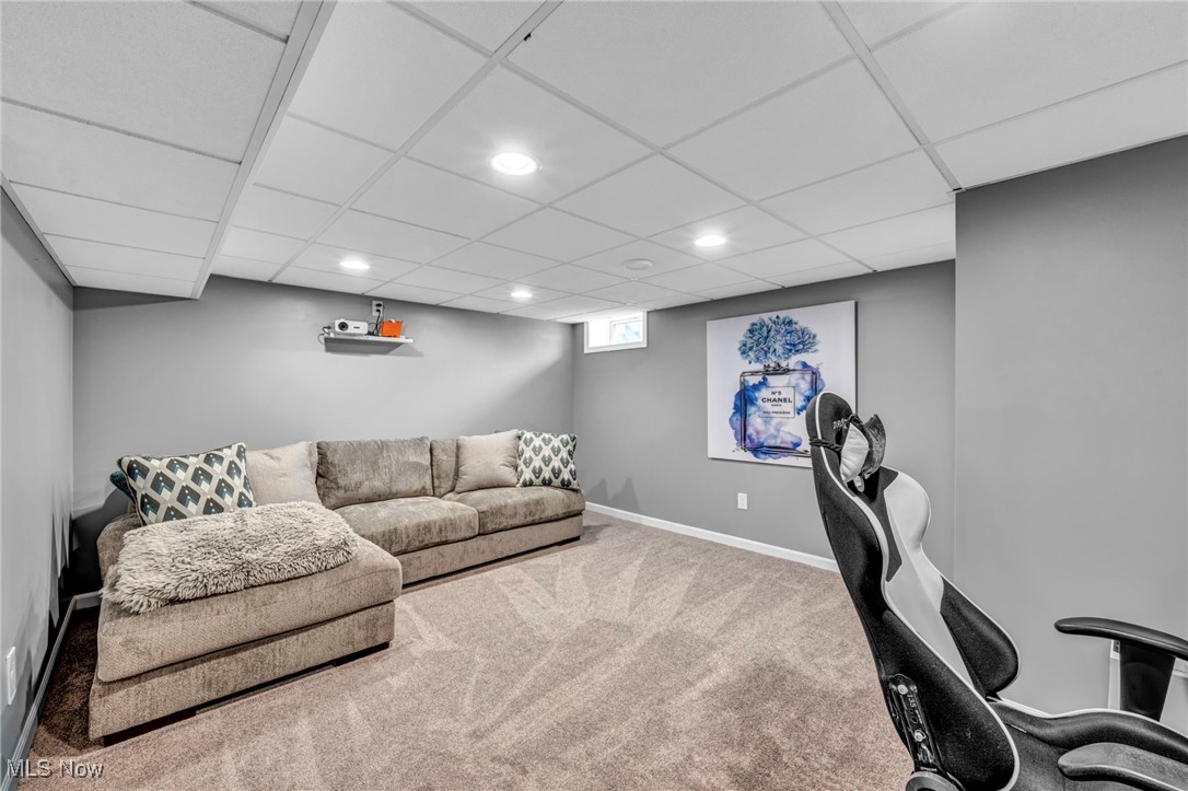 Pinebrook Vill - Residential