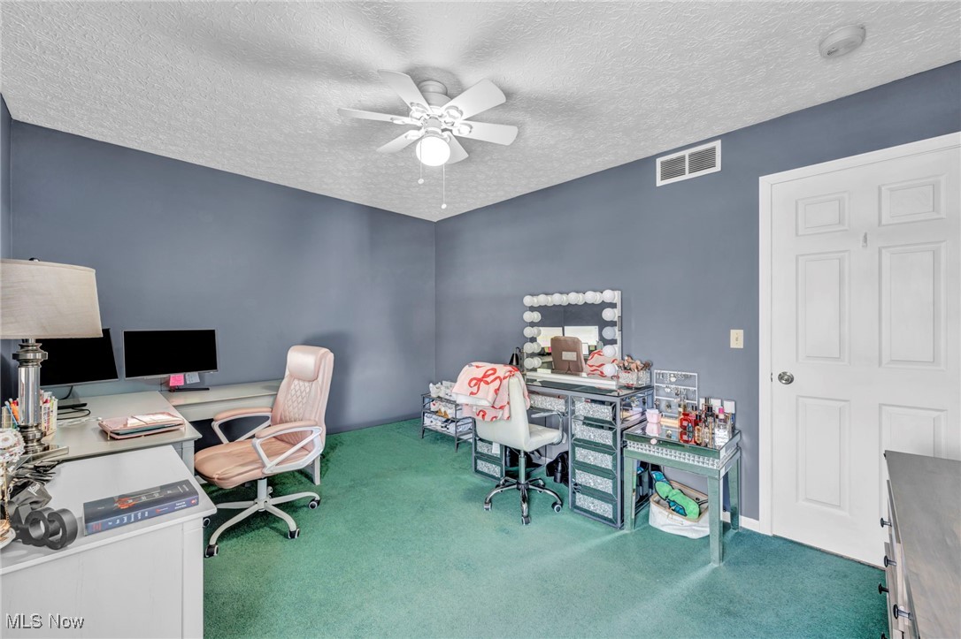 Pinebrook Vill - Residential