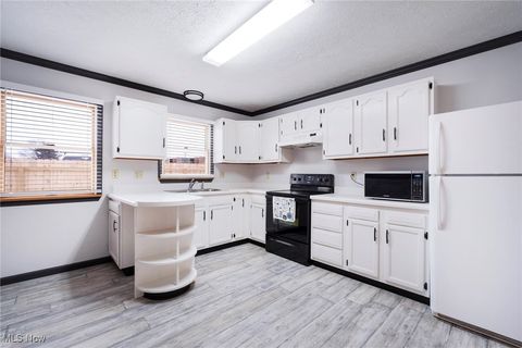 Tiny photo for 1891 Cleveland Street, Salem, OH 44460 (MLS # 5180267)