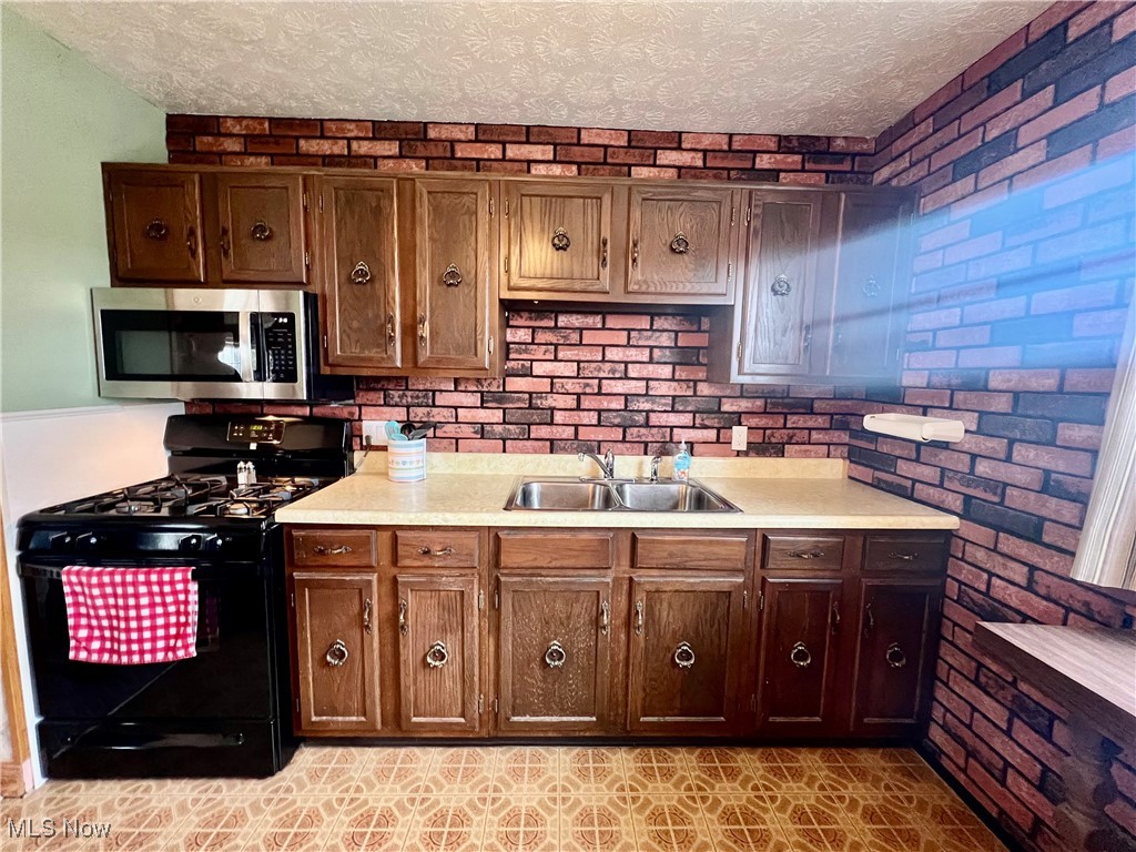 36501 Spindrift Drive, Eastlake, Ohio image 7