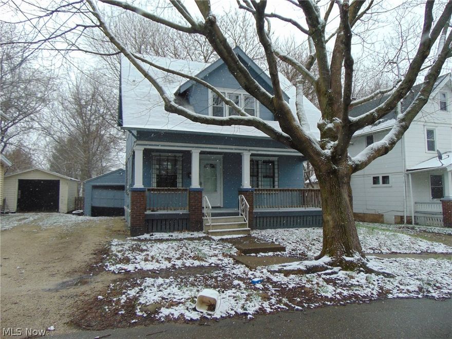 Colonial home.  Convenient to bus lines, freeways, parks, and other amenities.  Sellers have never lived in home.  Property being sold as is.