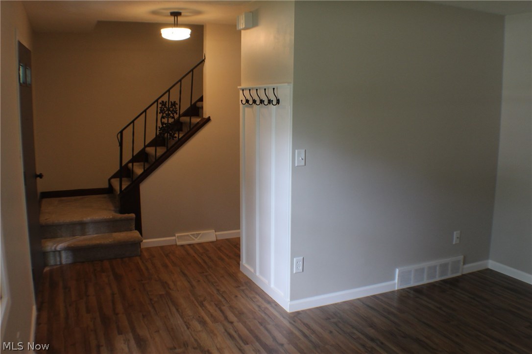 Hallmark 01 - Residential