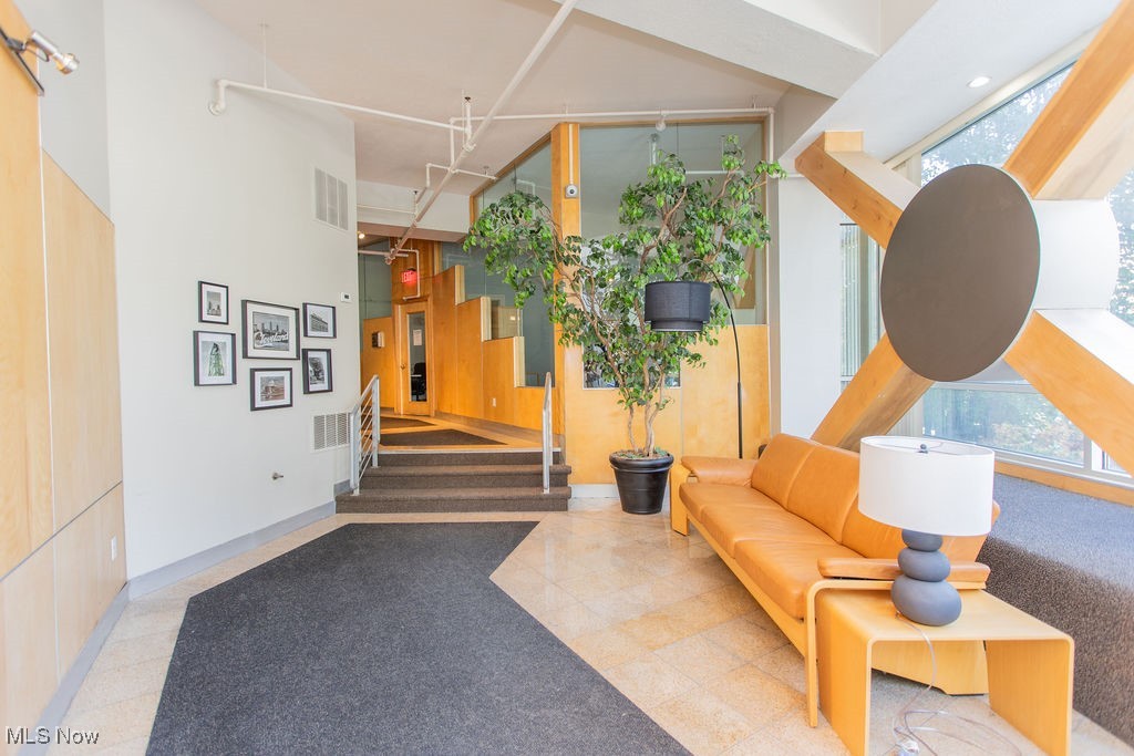 2222 Detroit Avenue 403