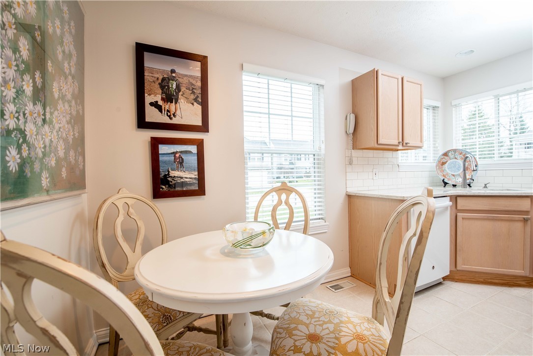 Greens/Aberdeen Condo - Residential