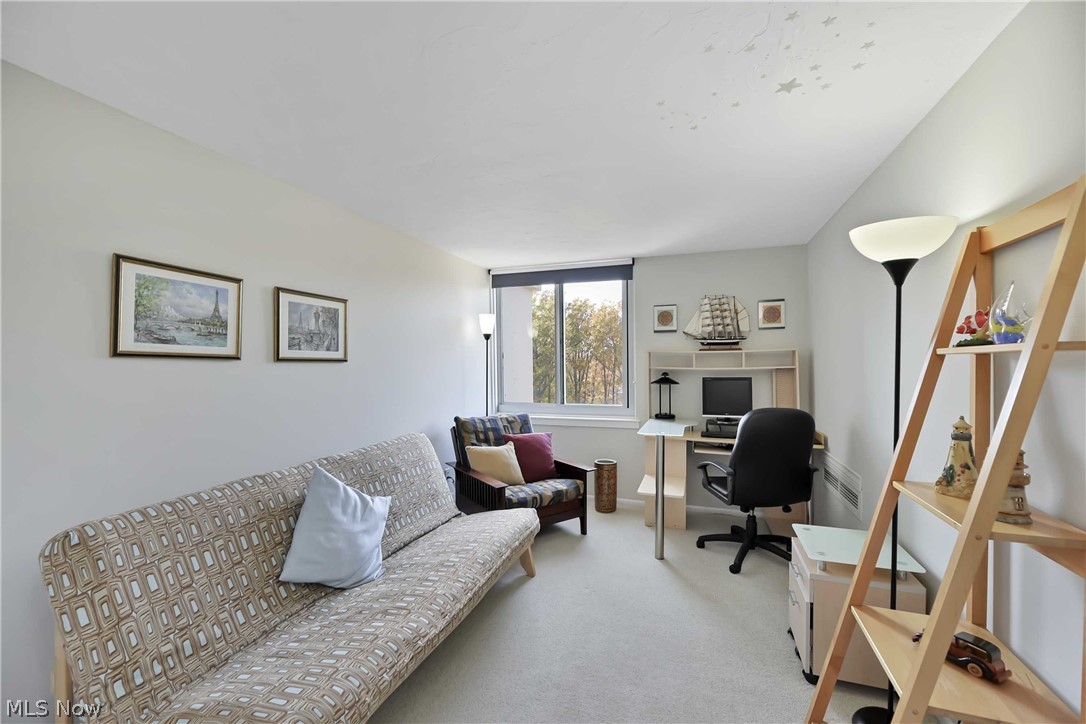 The Carlyle - Residential