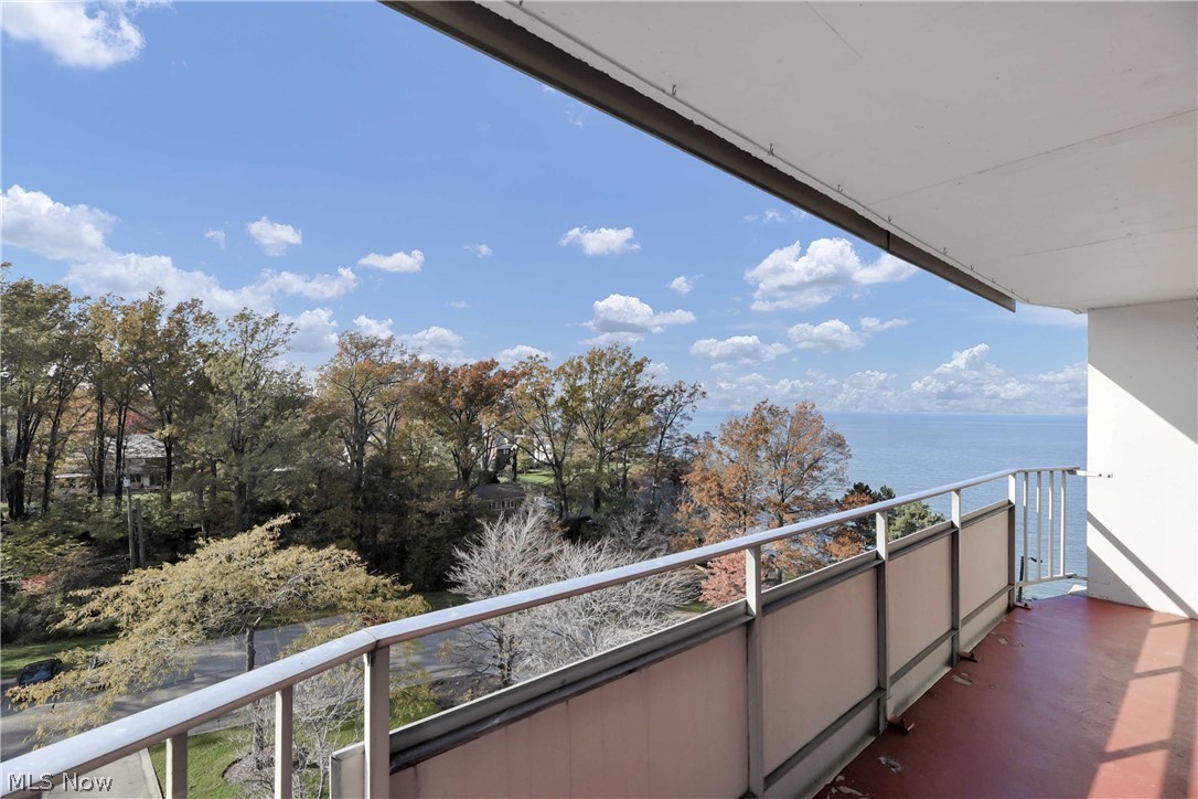 The Carlyle - Residential