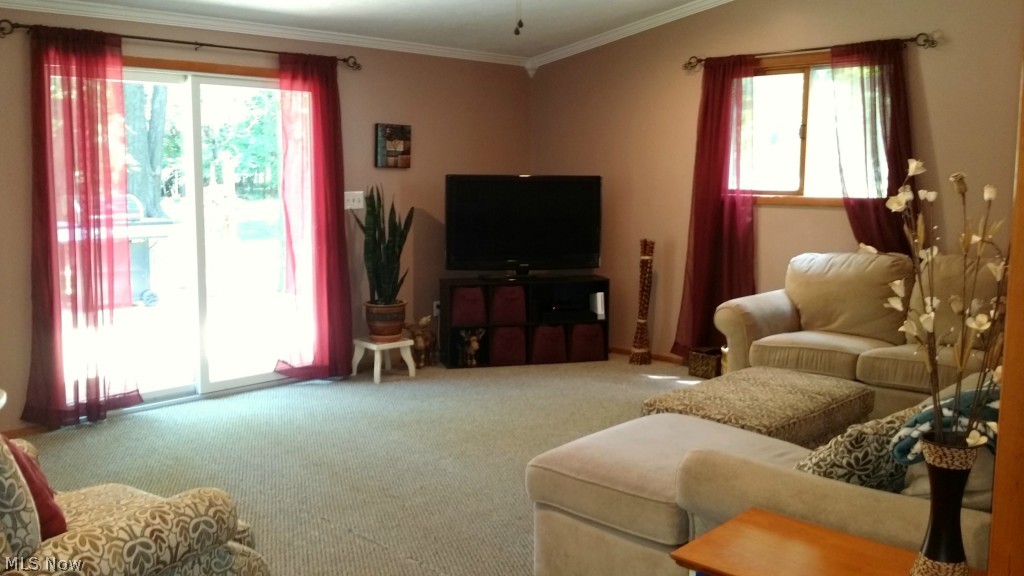 E J Dickay & J C Camps - Residential