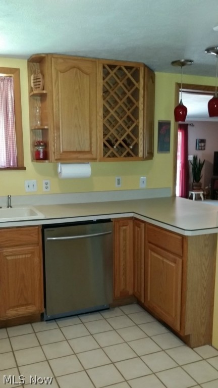 E J Dickay & J C Camps - Residential