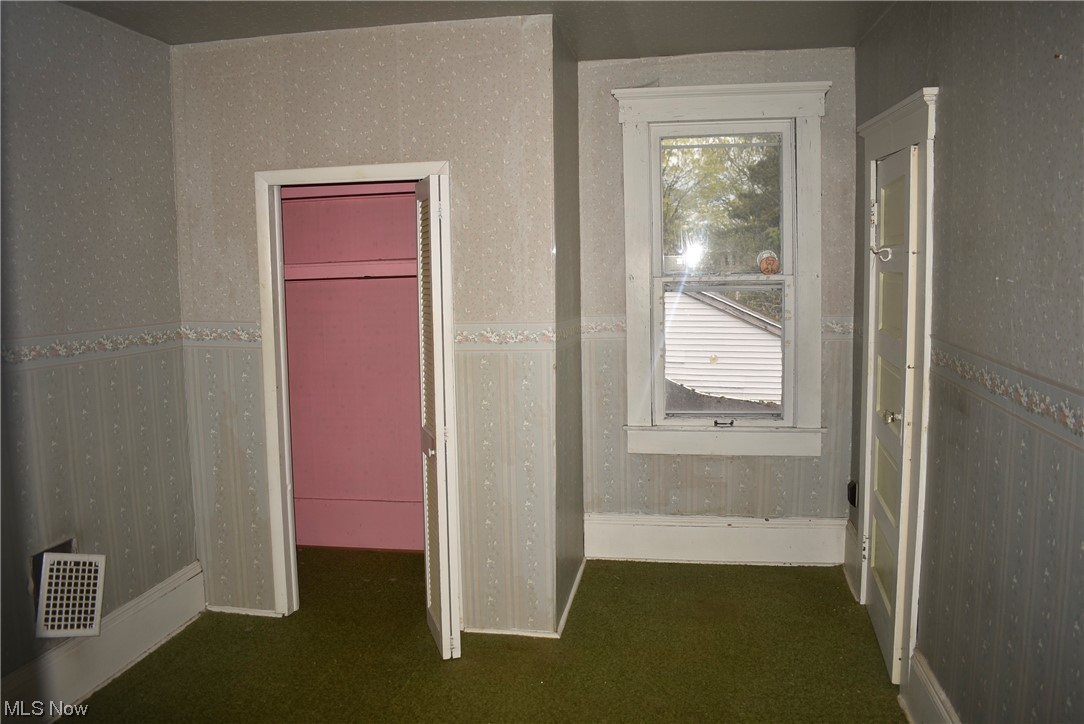 Indianola - Commercial Sale