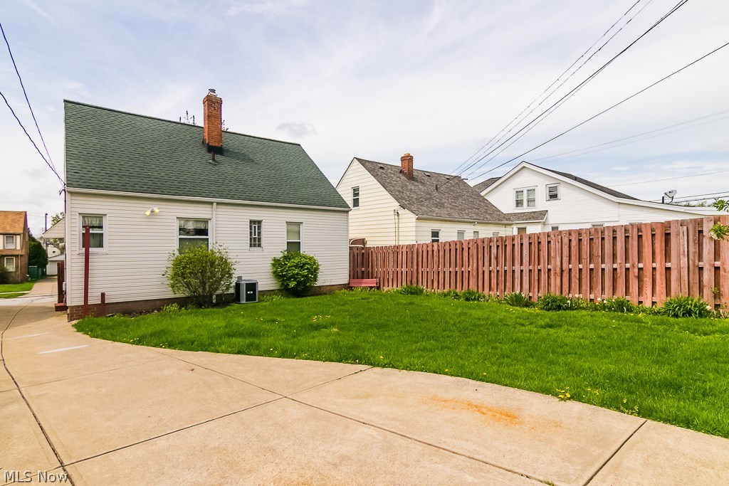 Garfield Pkwy - Residential