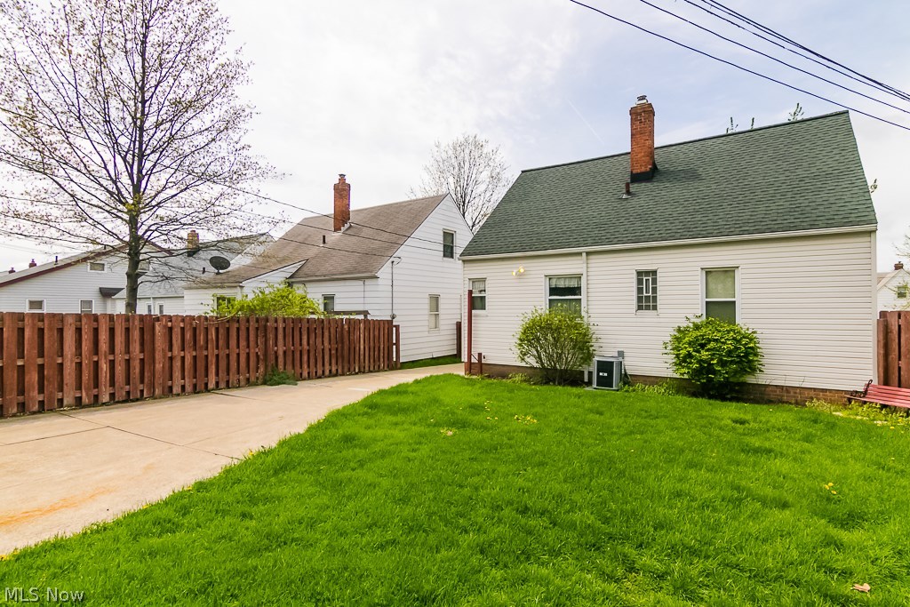 Garfield Pkwy - Residential