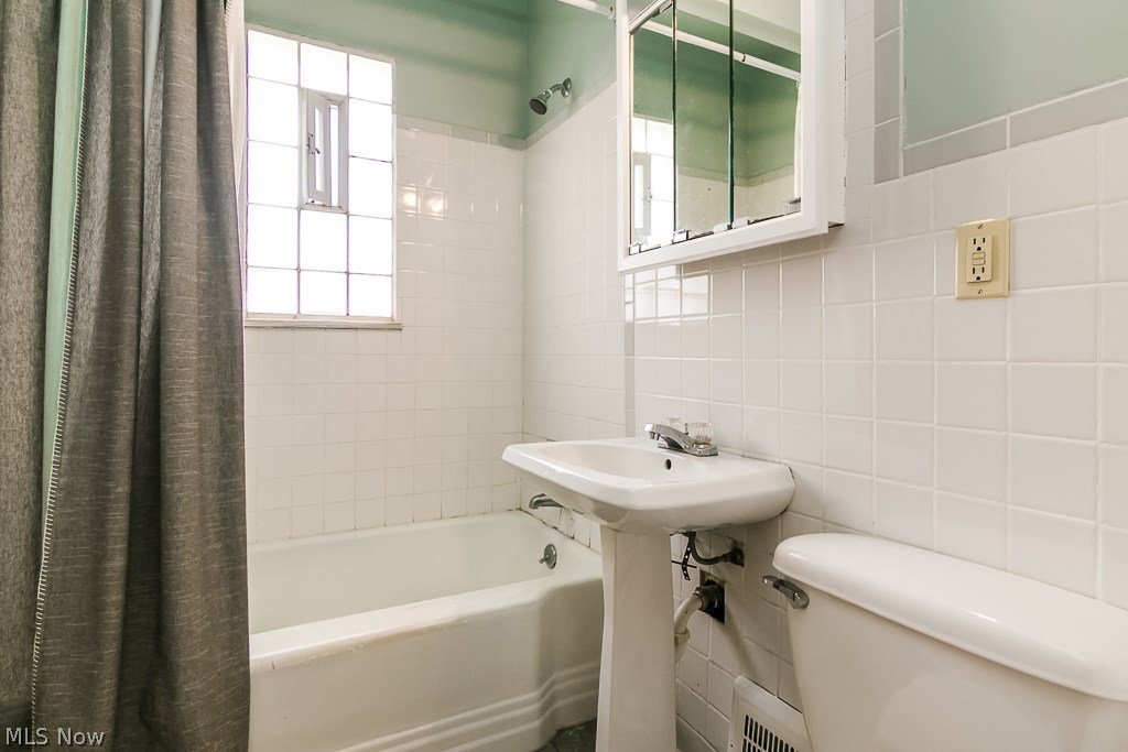 Garfield Pkwy - Residential