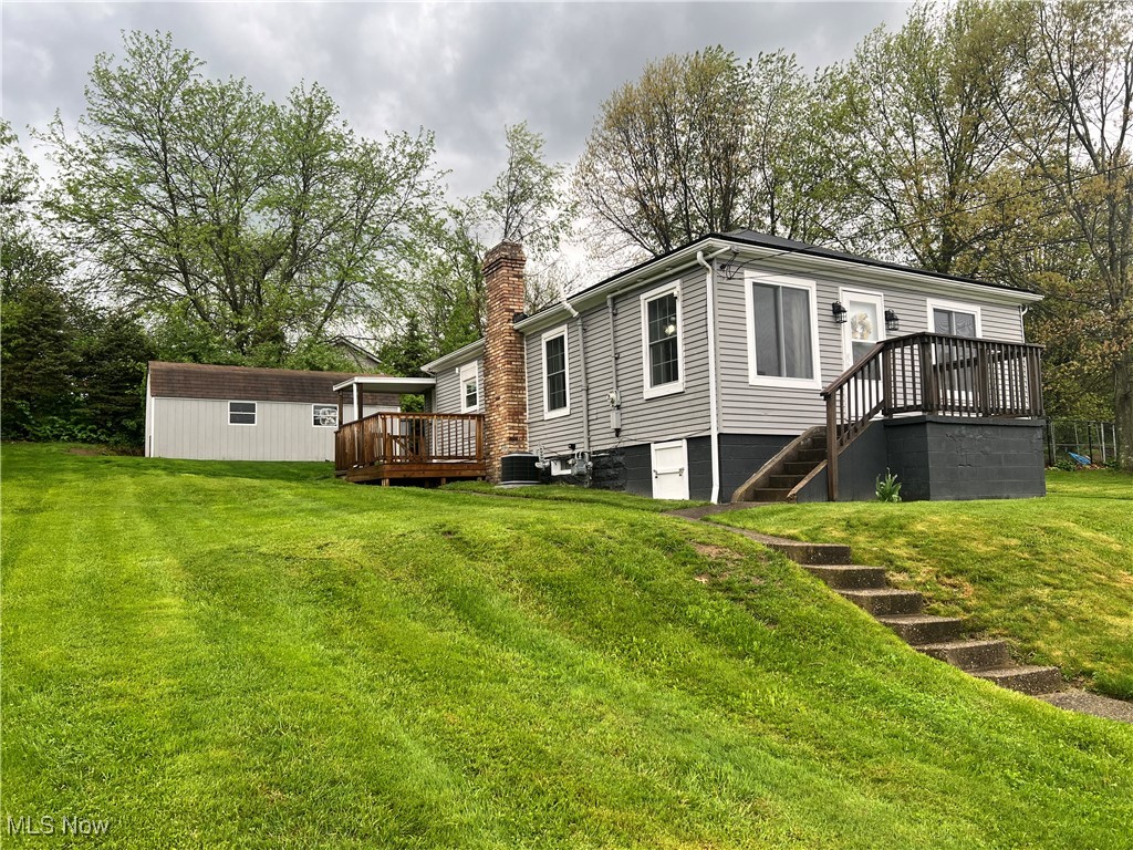 1211 Cora Street, East Liverpool, Ohio image 2