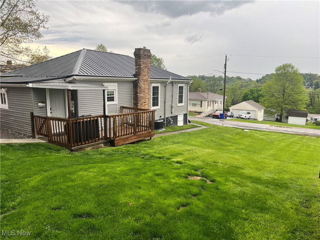 1211 Cora Street, East Liverpool, Ohio image 3