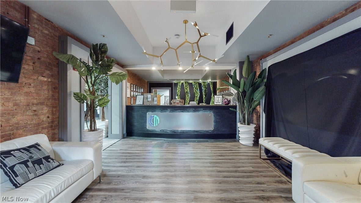 2217 E 9th Street 1st fl