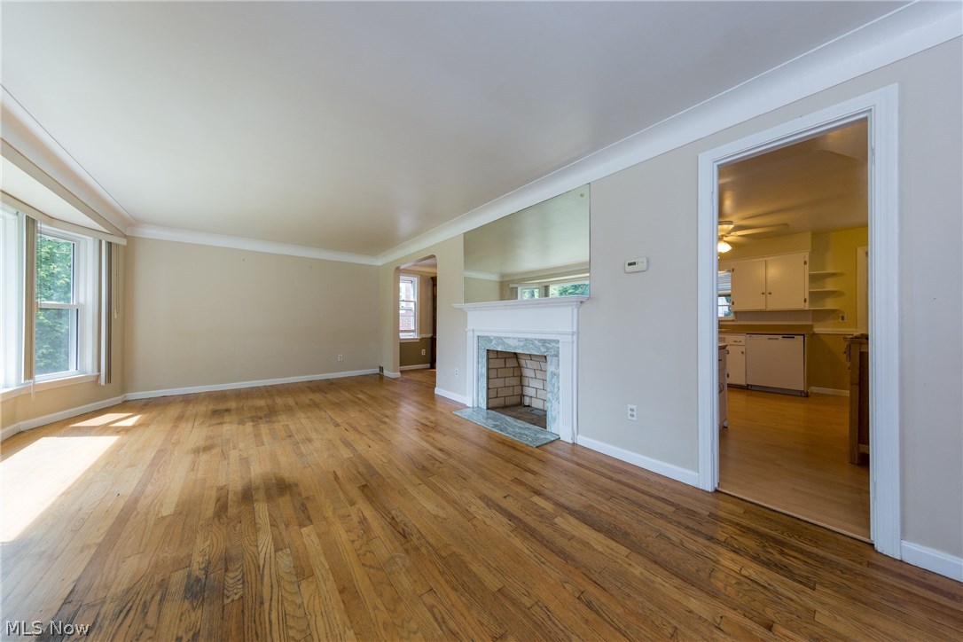 Lyndhurst Manor - Residential