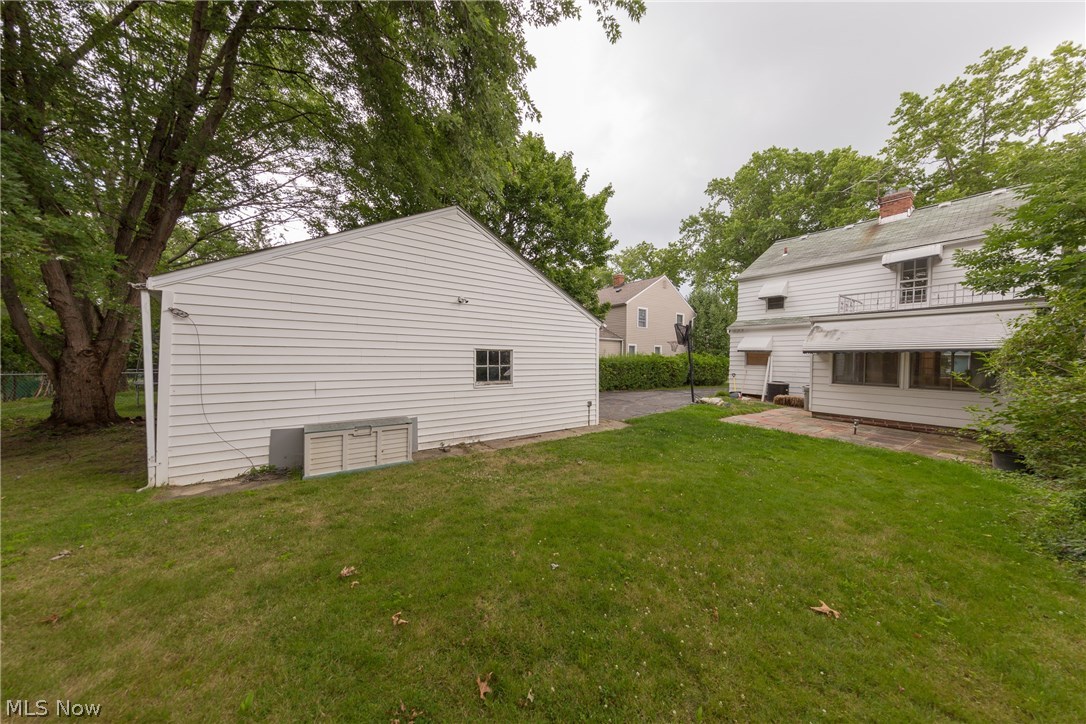 Lyndhurst Manor - Residential