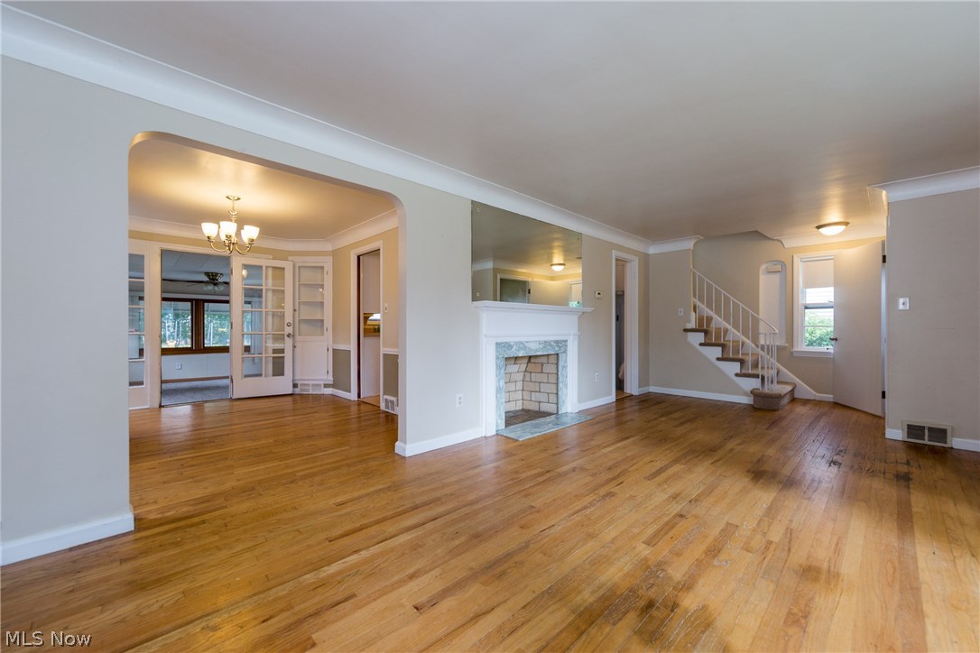 Lyndhurst Manor - Residential