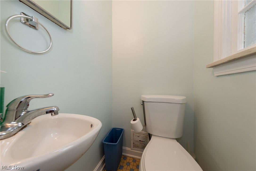 Lyndhurst Manor - Residential