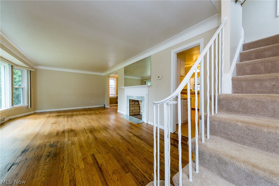 Lyndhurst Manor - Residential