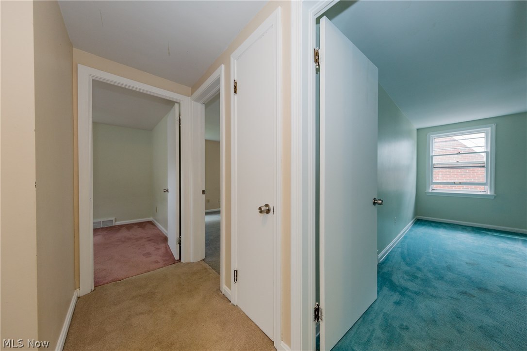 Lyndhurst Manor - Residential