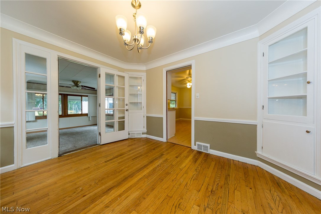 Lyndhurst Manor - Residential