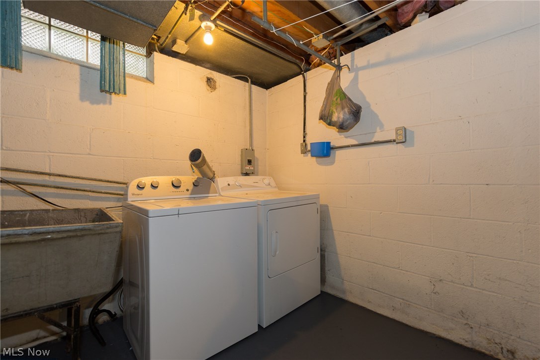 Lyndhurst Manor - Residential