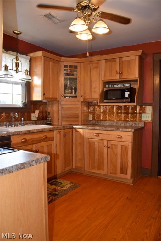 Crestmont Estate - Residential