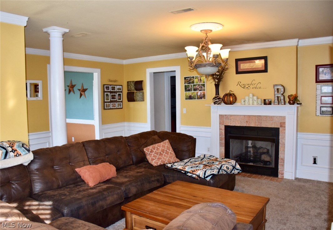 Crestmont Estate - Residential