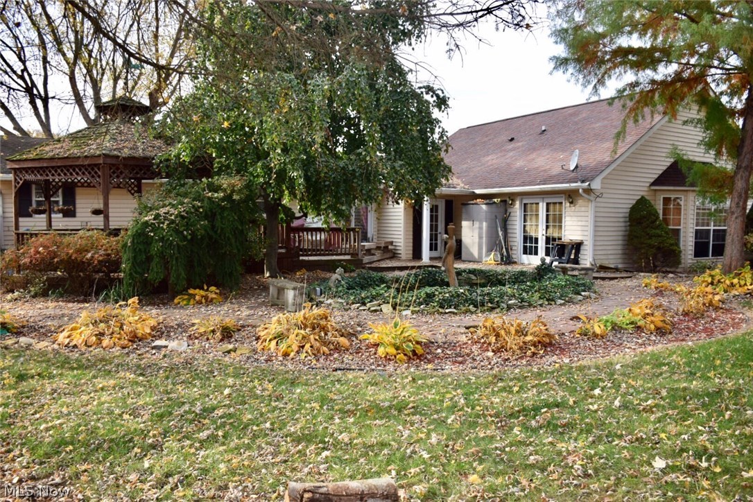 Crestmont Estate - Residential