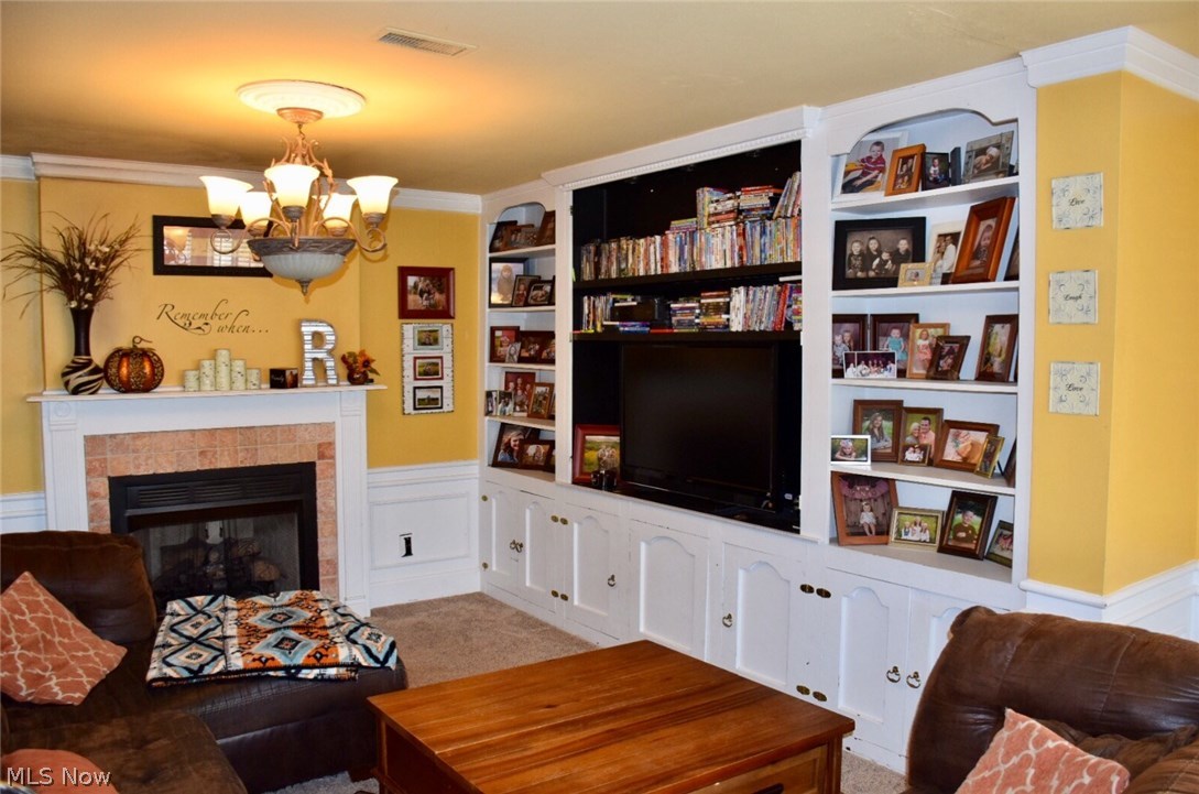 Crestmont Estate - Residential