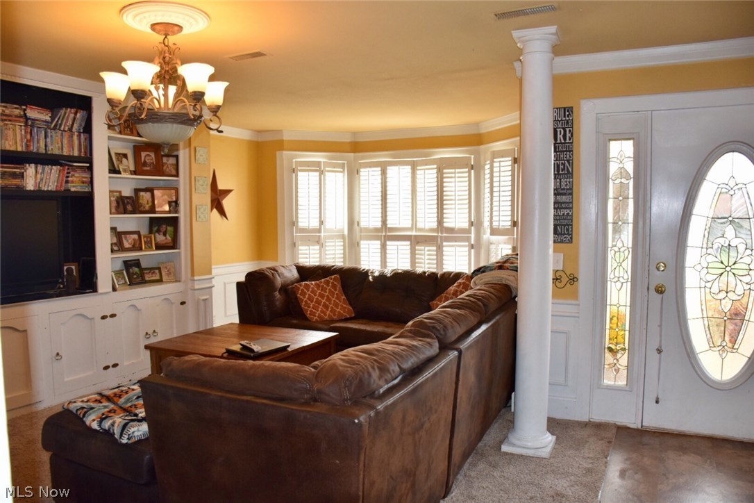 Crestmont Estate - Residential