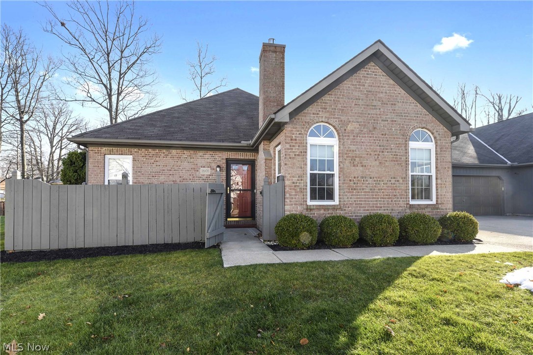 Villas At Mentor On Lake Condo - Residential