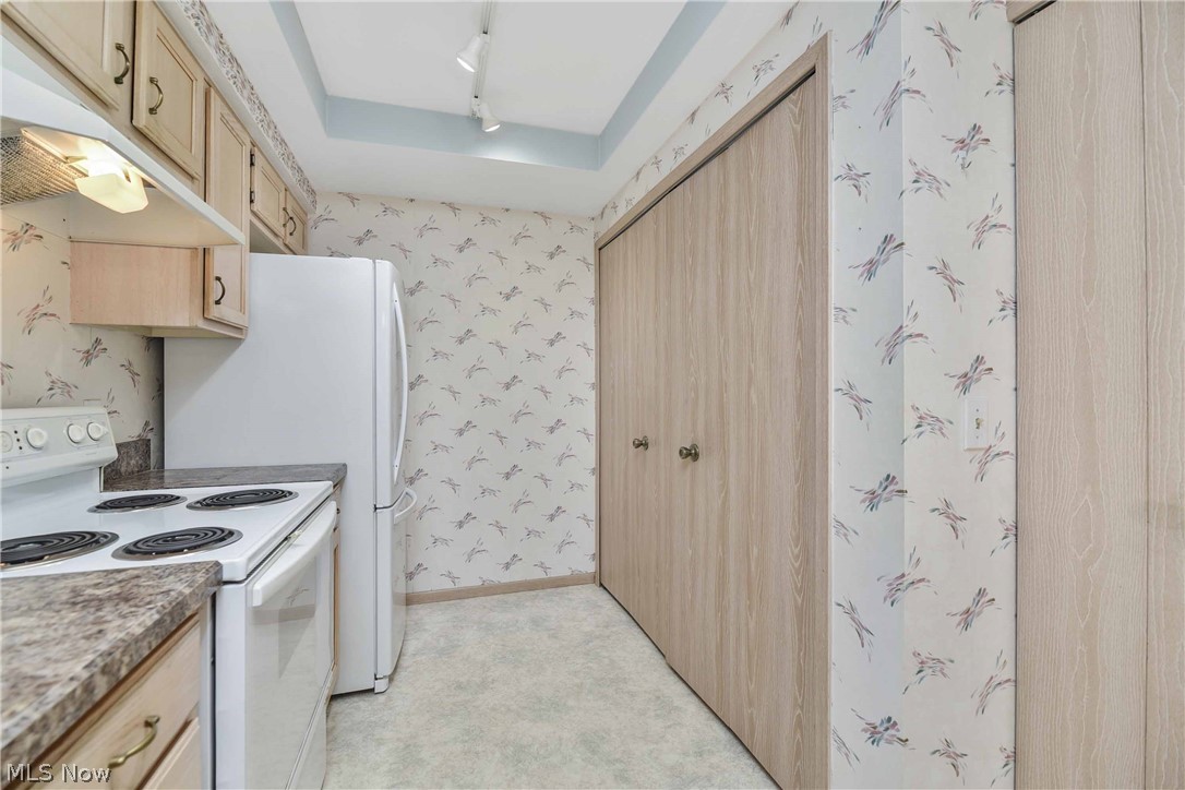 Villas At Mentor On Lake Condo - Residential