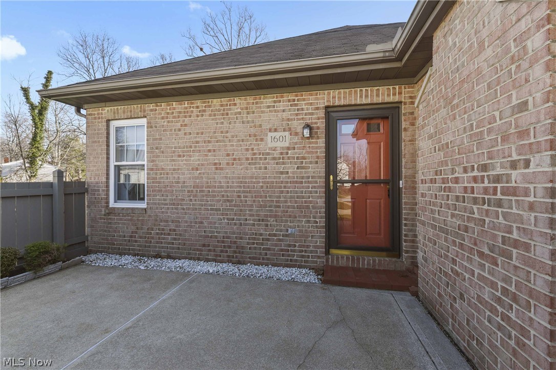 Villas At Mentor On Lake Condo - Residential