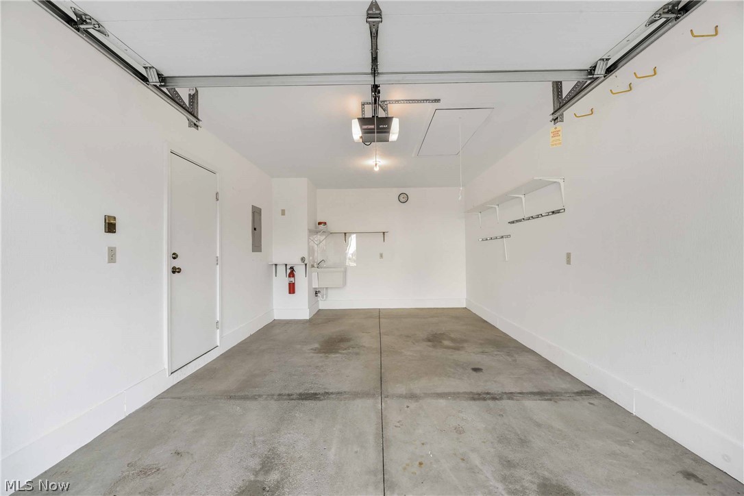 Villas At Mentor On Lake Condo - Residential