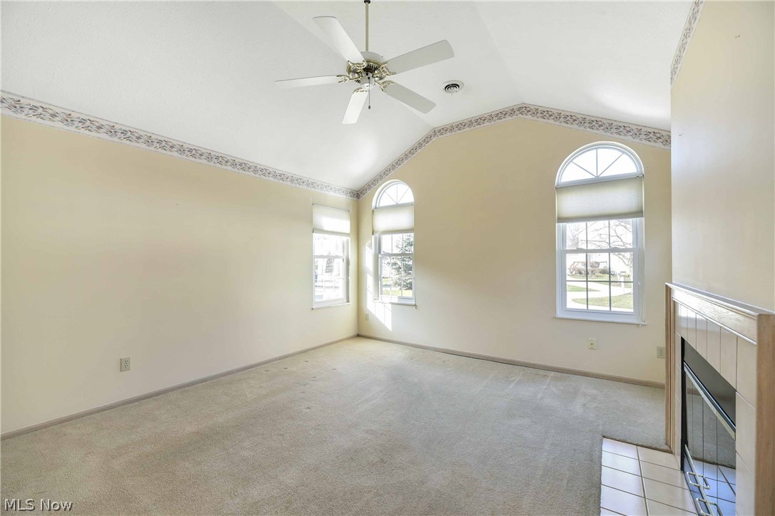 Villas At Mentor On Lake Condo - Residential