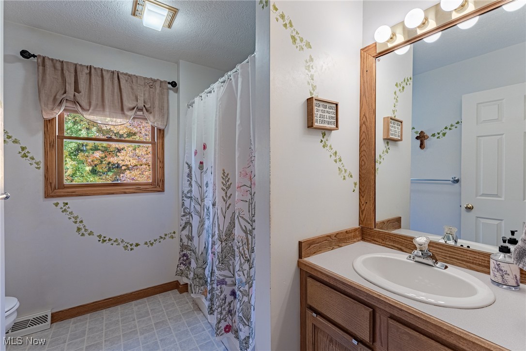 9524 Shepard Road, Macedonia, Ohio image 28