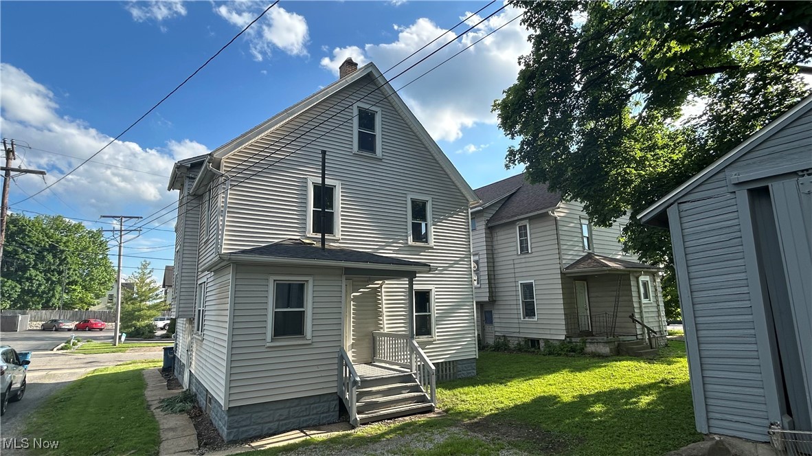 18 E 2nd Street, Girard, Ohio image 37