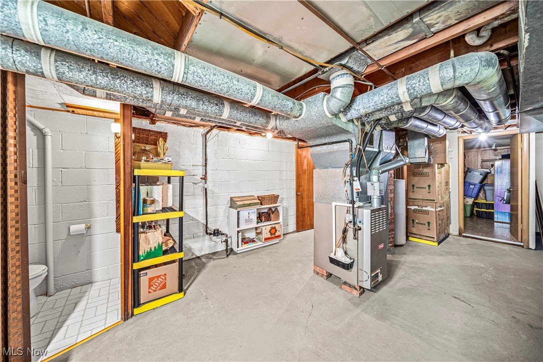 131 E 206th Street, Euclid, Ohio image 31