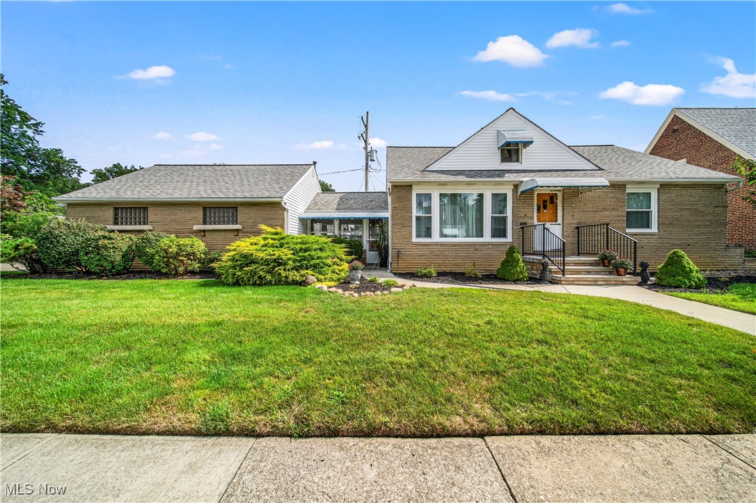131 E 206th Street, Euclid, Ohio image 1