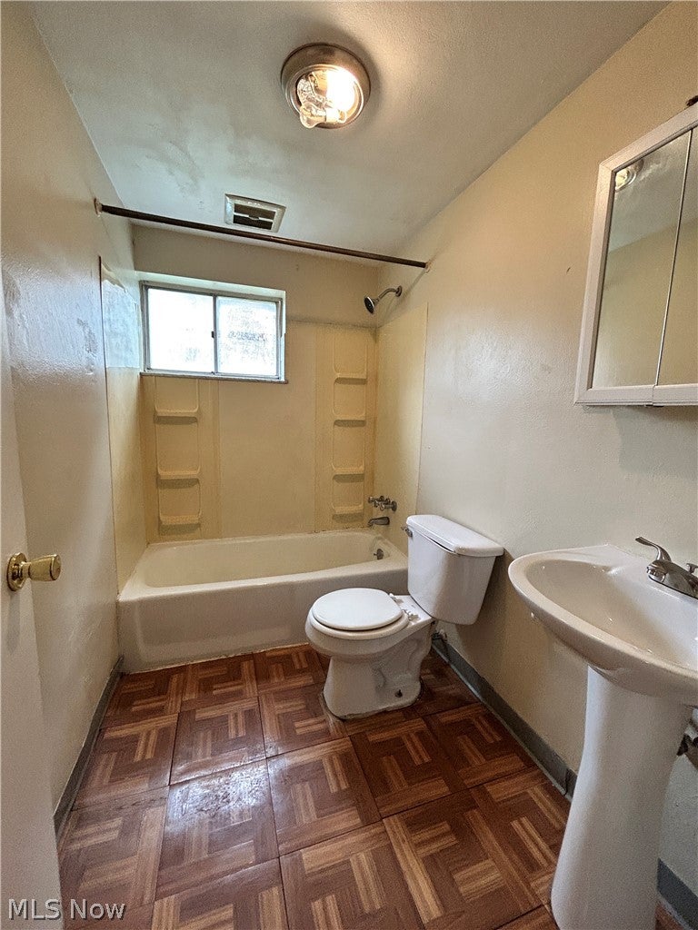 2803 Sunset Boulevard 3