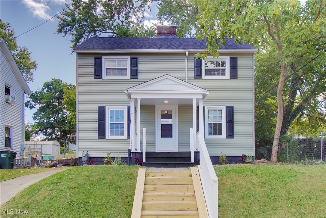 Welcome to 729 Waugh Street, this completely remodeled home has much to offer and is just waiting on you! The exterior has all new vinyl siding and a brand new 30 year shingled roof. Once you step inside you will notice all new windows, furnace and A/C, LVP flooring and paint. The kitchen has new Samsung stainless appliances and once you head upstairs you will notice a fully remodeled bathroom. This home is truly move-in ready. Contact me for a showing today!