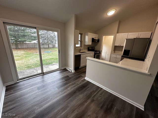 Rose Tree 02 - Residential