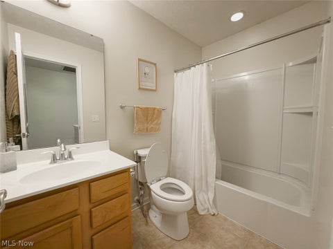 Tiny photo for 867 Starr Ridge Street SE, Massillon, OH 44646 (MLS # 5255361)