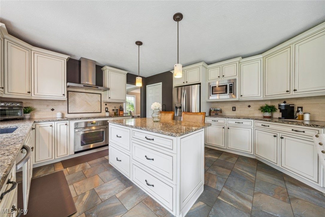 Hampton Chase - Residential